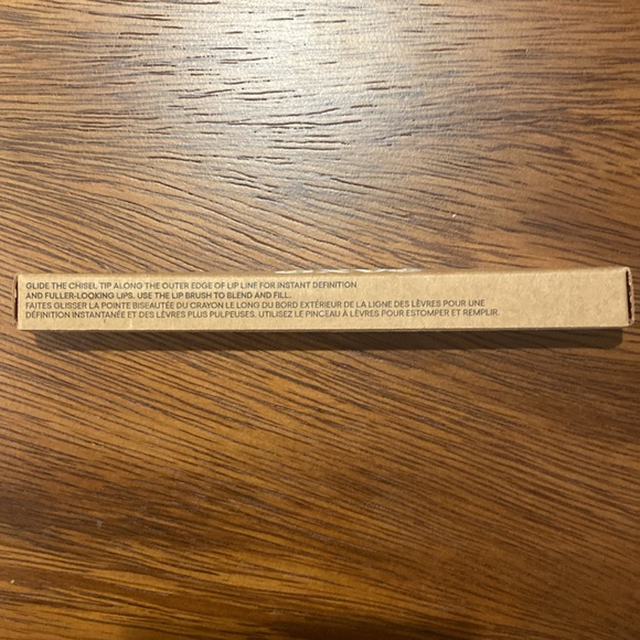 NWT: GXVE Pout To Get Real Red Matte Lipliner w Dual Ended Brush in Say Whatever - Picture 9 of 11